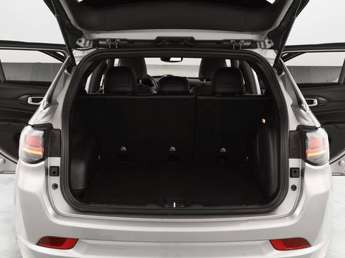 Certified 2022 Jeep Compass High Altitude image 14