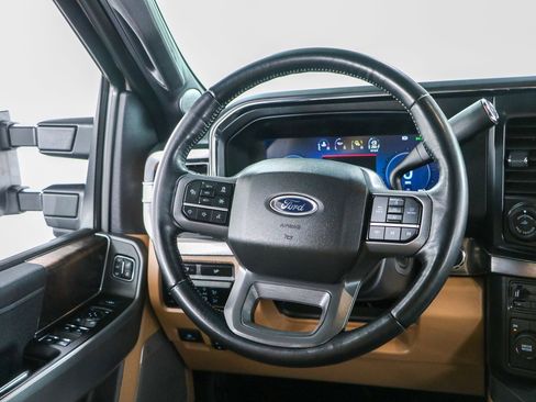 Used 2024 Ford F350 Lariat w/ Lariat Ultimate Package AWD/4WD image 13