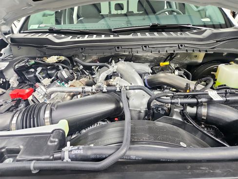 New 2026 Ford F250 Lariat image 17