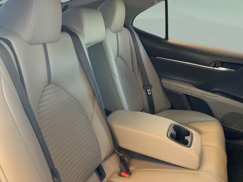 Used 2022 Toyota Camry SE w/ Audio Upgrade Package FWD image 37