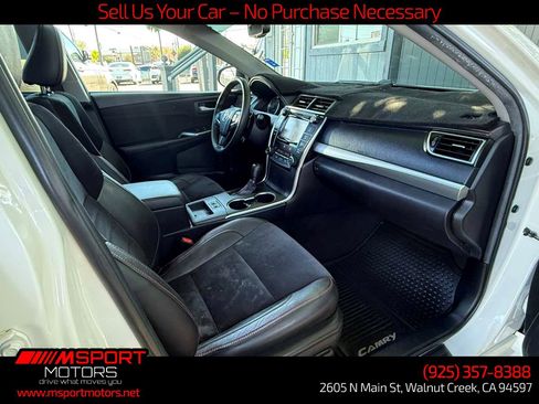 Used 2015 Toyota Camry XSE w/ Moonroof Package FWD image 11