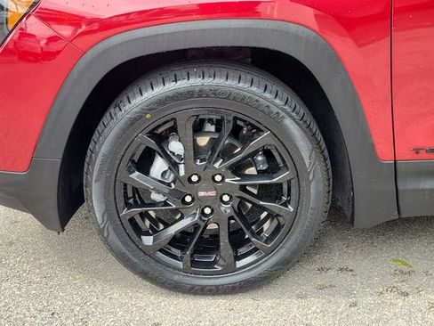 Certified 2023 GMC Terrain SLE w/ Driver Convenience Package FWD image 11