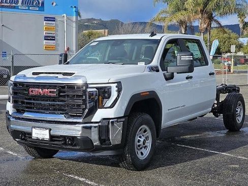 New 2024 GMC Sierra 3500 Pro w/ Fleet Convenience Package RWD image 15