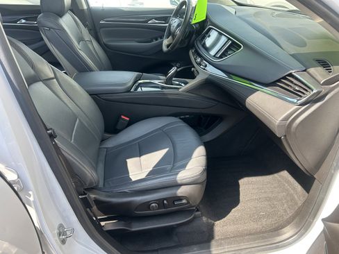 Used 2018 Buick Enclave Essence w/ Trailering Package image 19