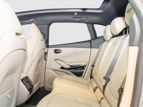 Used 2023 Aston Martin DBX AWD/4WD image 48