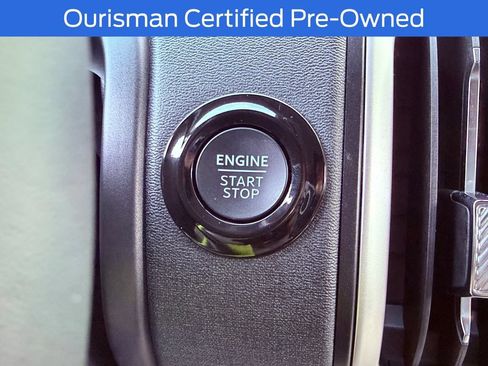 Used 2025 Ford Expedition Active AWD/4WD image 32