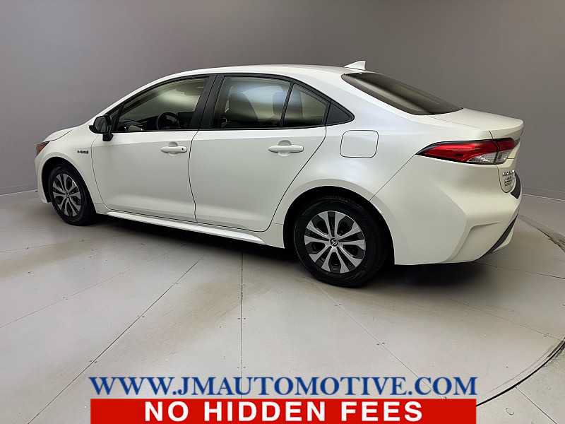 Used 2020 Toyota Corolla LE FWD image 3