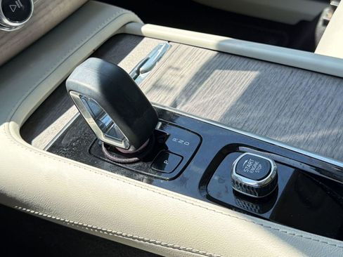 Certified 2023 Volvo XC90 B6 Plus image 17