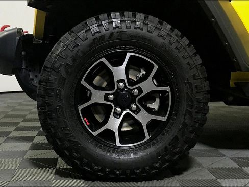 Used 2020 Jeep Wrangler Unlimited Rubicon AWD/4WD image 9