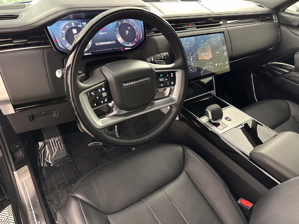 Used 2024 Land Rover Range Rover SE AWD/4WD image 16