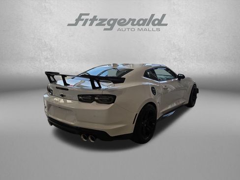 Used 2020 Chevrolet Camaro ZL1 RWD image 8