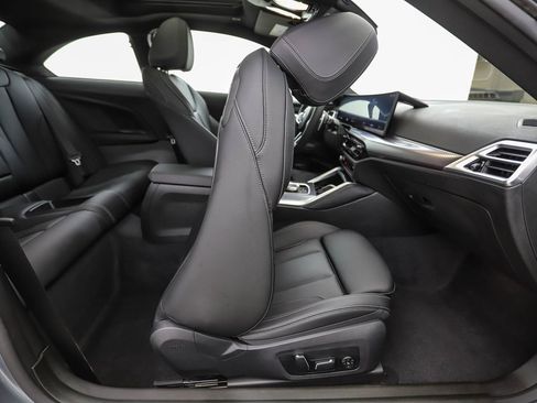 Used 2025 BMW M240i xDrive Coupe w/ Premium Package AWD/4WD image 28
