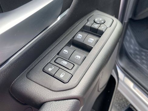 Used 2025 RAM 1500 Big Horn RWD image 22
