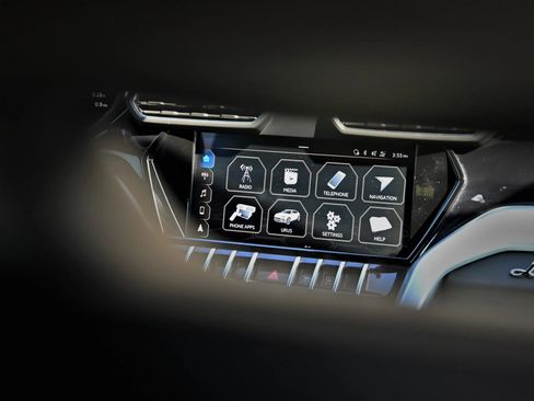 Used 2020 Lamborghini Urus image 14