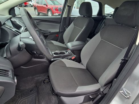 Used 2013 Ford Focus SE image 10