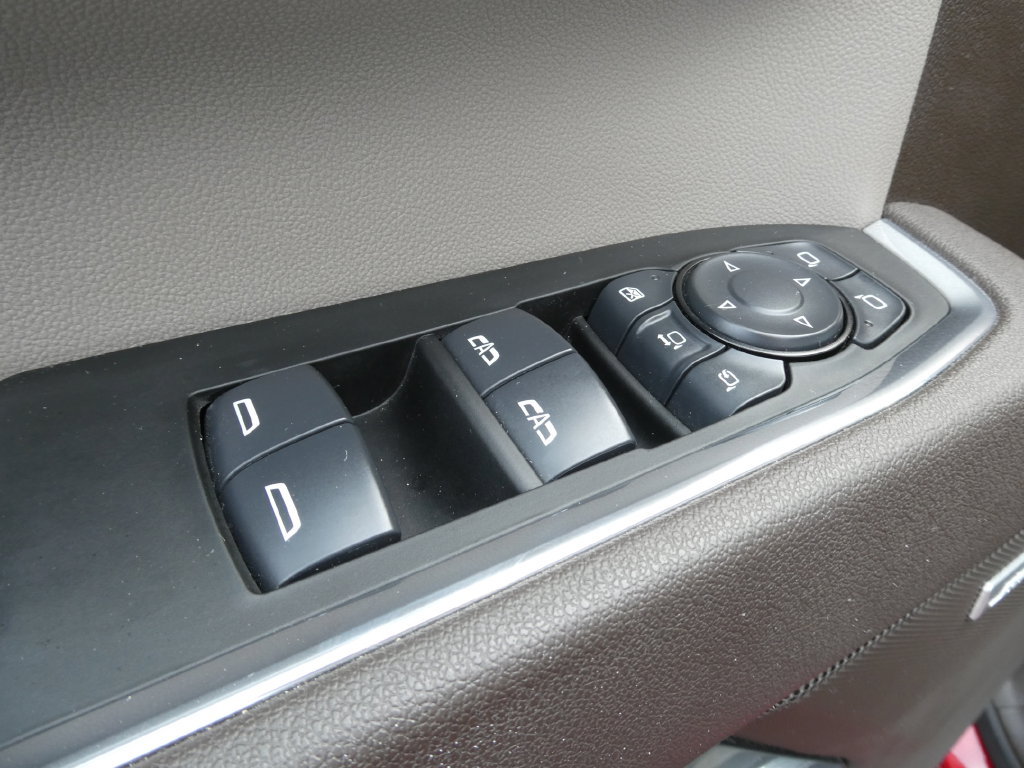 Used 2025 GMC Sierra 2500 SLT AWD/4WD image 26