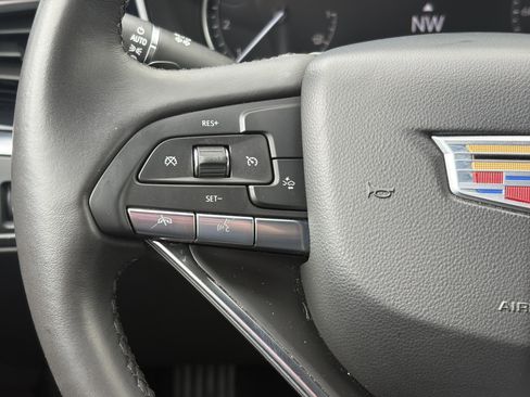 Certified 2024 Cadillac XT6 Luxury w/ LPO, Floor Liner Package AWD/4WD image 20