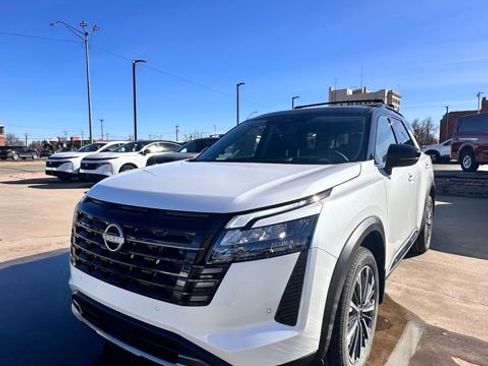 New 2026 Nissan Pathfinder Platinum w/ Cargo Package image 1