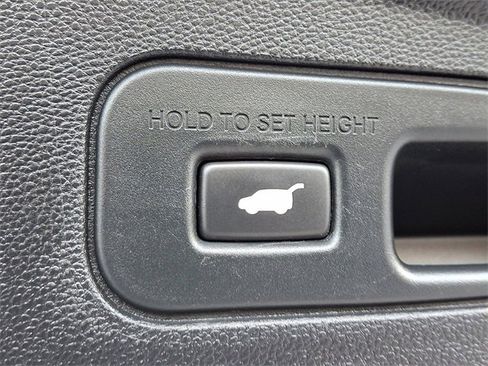 Used 2023 Acura MDX A-Spec image 31