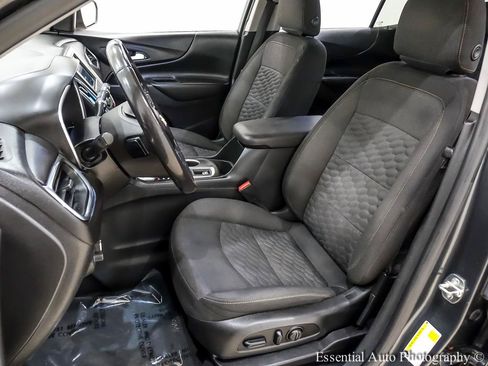 Used 2019 Chevrolet Equinox LT FWD image 13