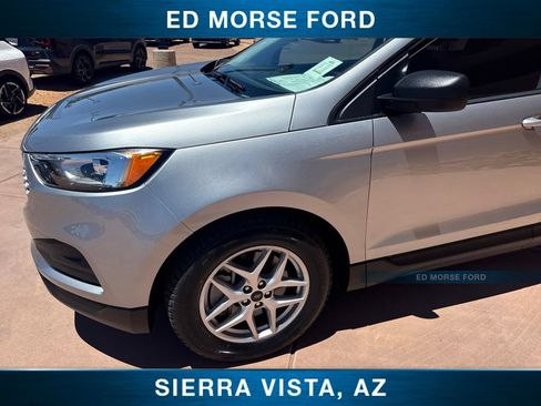 Used 2023 Ford Edge SE AWD/4WD image 4