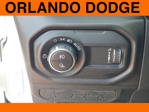 New 2025 Jeep Gladiator Sport image 20