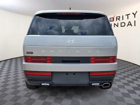 Used 2024 Hyundai Santa Fe SE FWD image 5