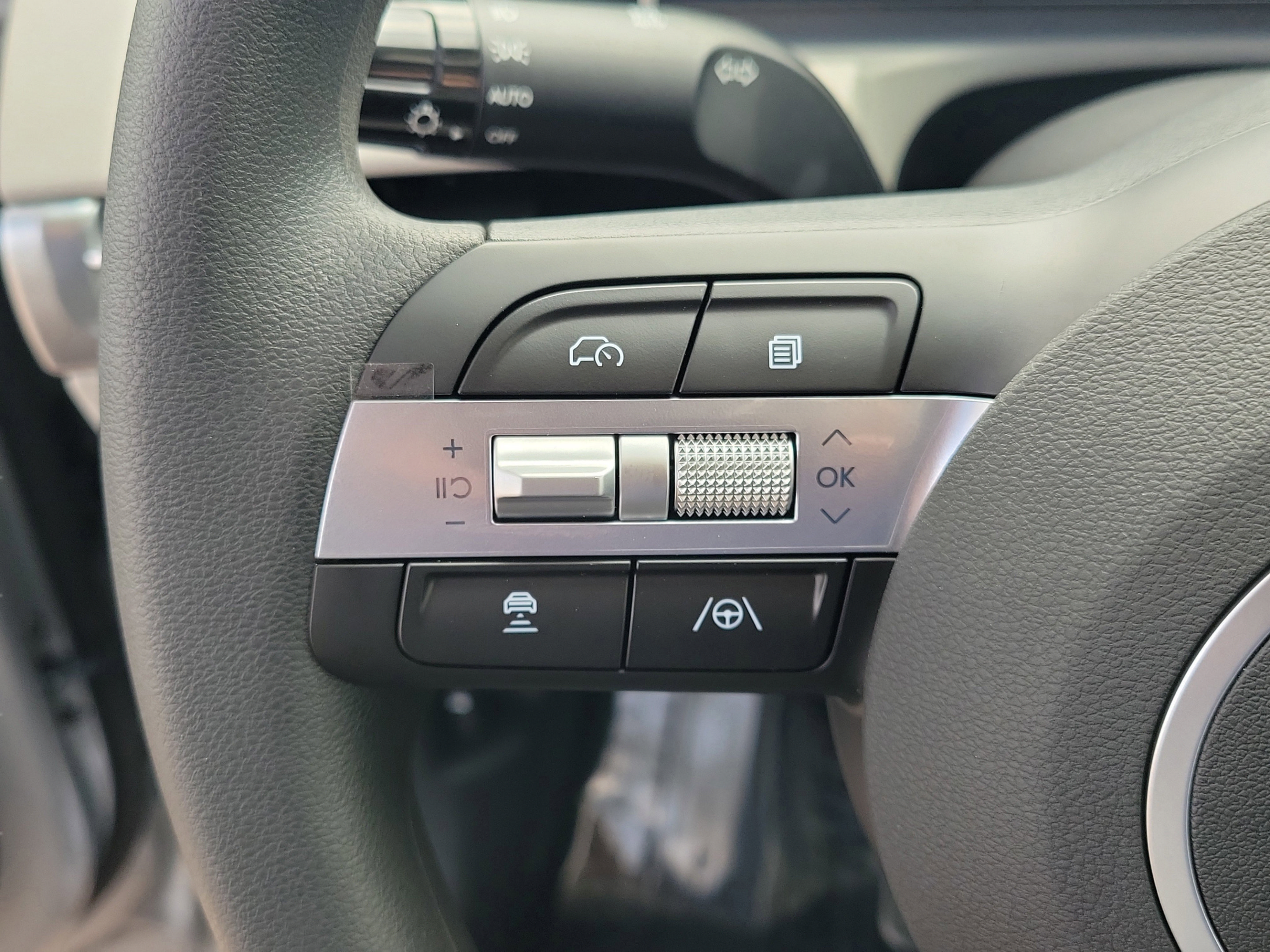 New 2026 Hyundai Tucson SEL Plus FWD image 25