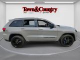 Certified 2020 Jeep Grand Cherokee Laredo image 4