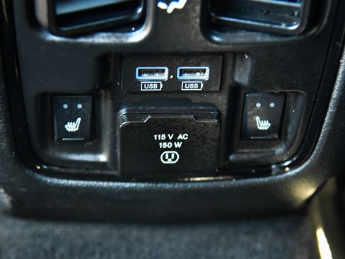 Used 2022 Dodge Durango GT AWD/4WD image 41
