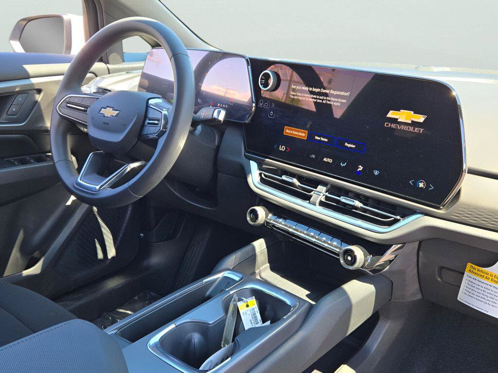 New 2026 Chevrolet Equinox EV LT FWD image 14