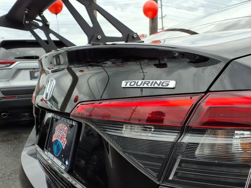 Used 2024 Honda Civic Touring image 7