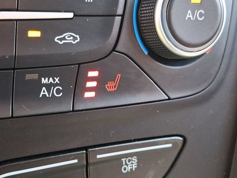 Used 2019 Ford Escape SEL AWD/4WD image 28