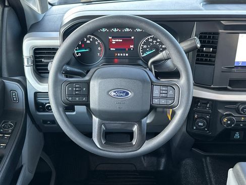 New 2026 Ford F250 4x4 Crew Cab Super Duty image 13