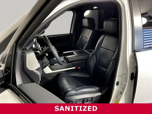 Used 2024 Toyota Sequoia Platinum AWD/4WD image 17