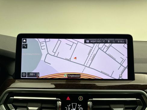 Used 2025 BMW X4 xDrive30i image 17