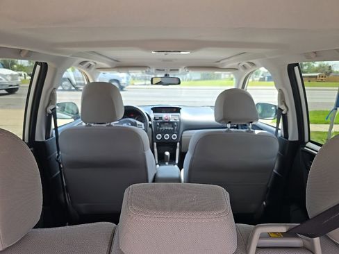 Used 2014 Subaru Forester 2.5i Premium w/ Popular Package #1 AWD/4WD image 25