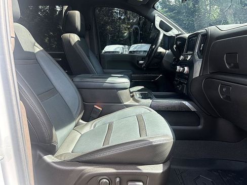 Used 2020 GMC Sierra 2500 Denali w/ Denali Ultimate Package AWD/4WD image 21