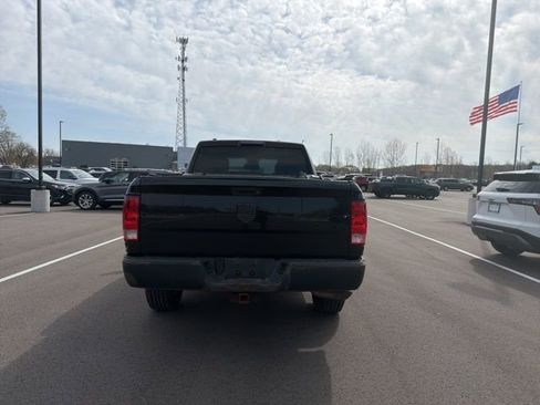 Used 2015 RAM 1500 ST w/ SXT Appearance Group AWD/4WD image 4