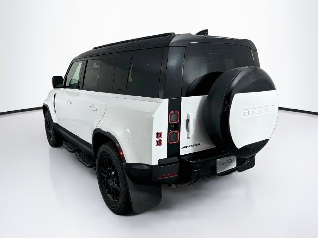 New 2026 Land Rover Defender 110 S AWD/4WD image 7