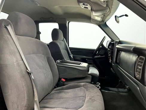 Used 2001 Chevrolet Silverado 2500 LS image 19