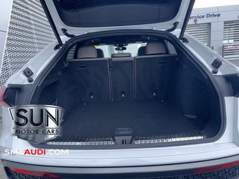 Used 2025 Audi Q5 Premium Plus w/ Premium Plus image 18