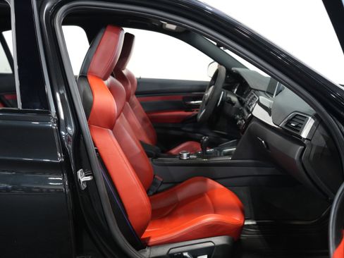 Used 2018 BMW M3 Coupe w/ Competition Package image 37