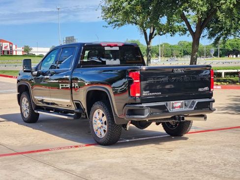 New 2026 Chevrolet Silverado 2500 High Country w/ High Country Premium Package AWD/4WD image 6