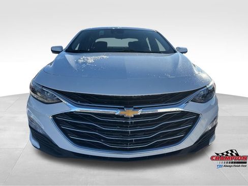 Used 2024 Chevrolet Malibu LT image 9