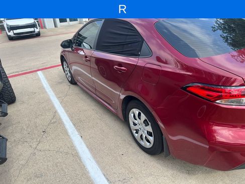 Used 2026 Toyota Corolla LE FWD image 2