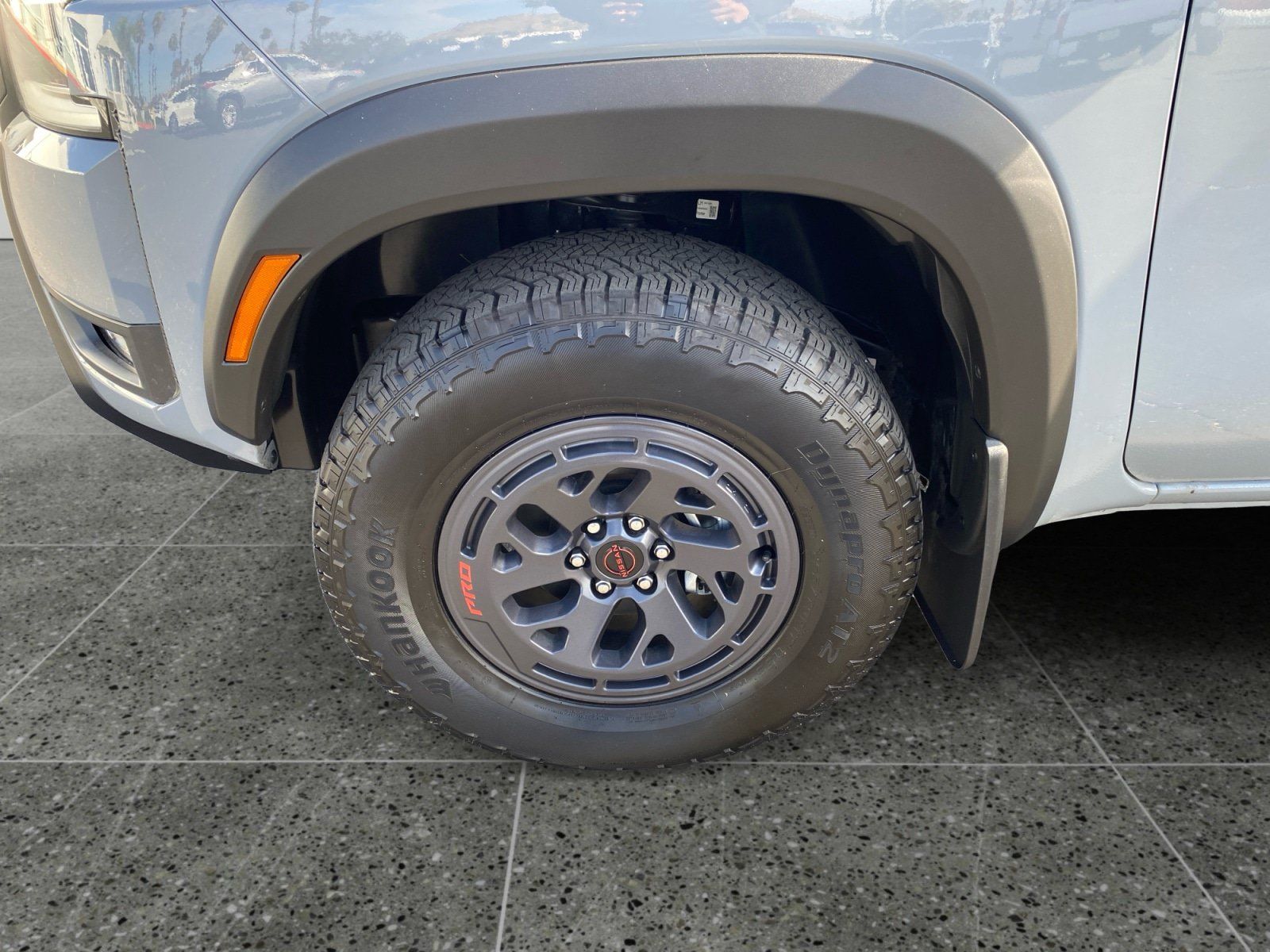 Used 2025 Nissan Frontier PRO-4X AWD/4WD image 14