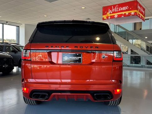 Used 2022 Land Rover Range Rover Sport SVR image 4