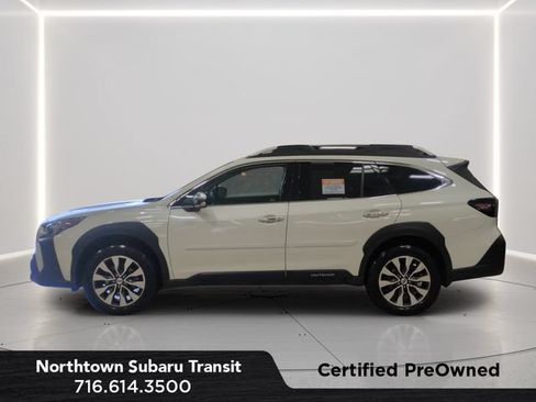 Used 2025 Subaru Outback Touring AWD/4WD image 2