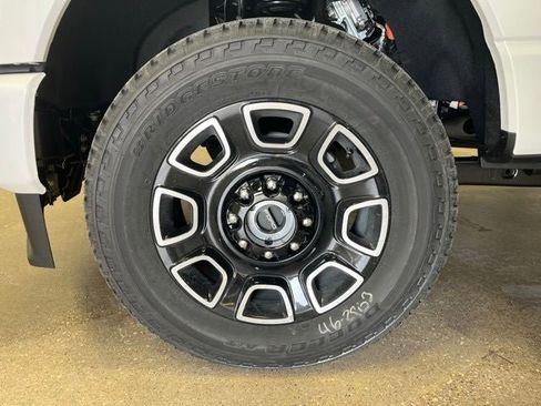 New 2026 Ford F250 Platinum AWD/4WD image 29